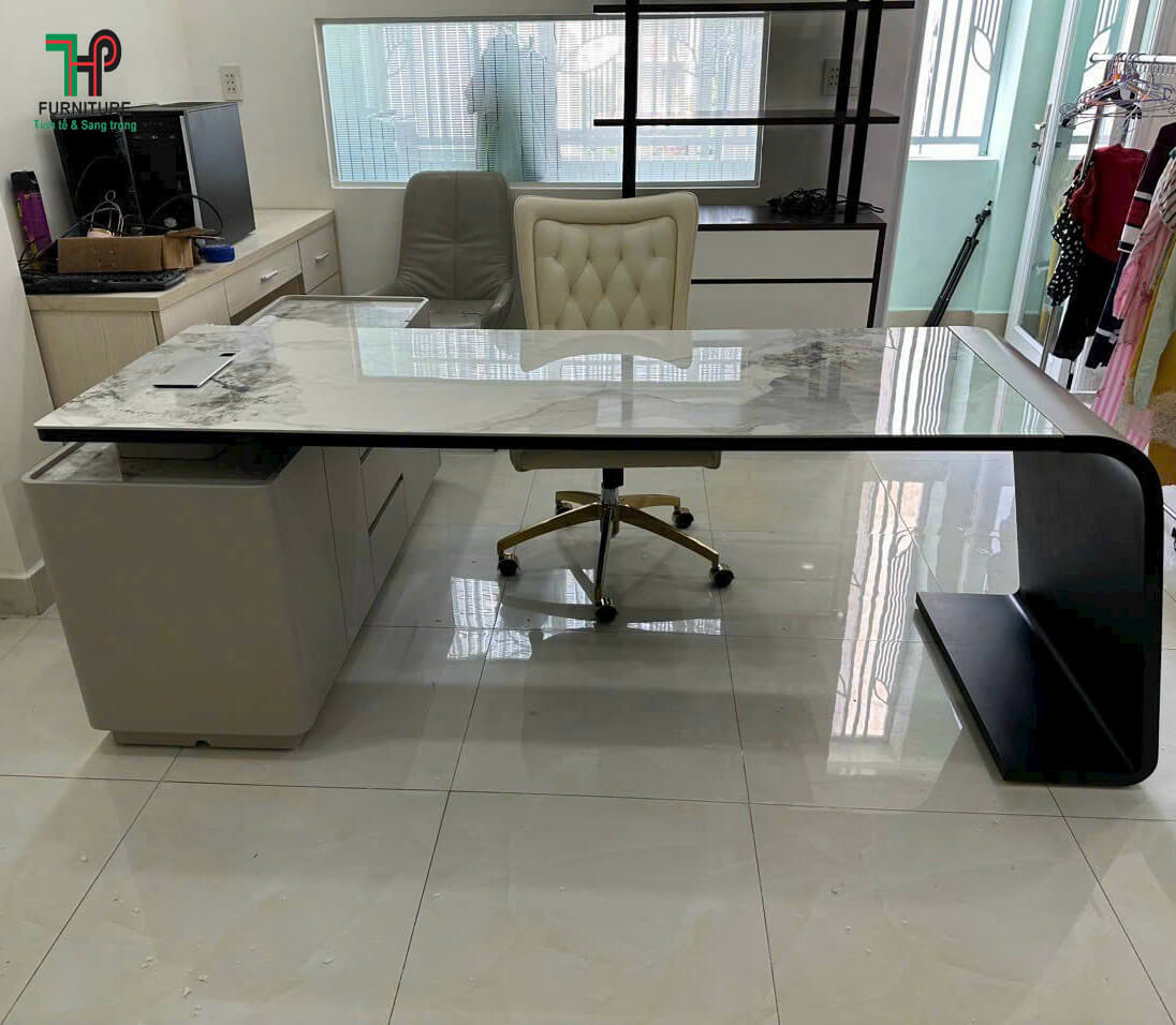 bàn làm việc giám đốc cao cấp